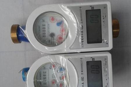 遠(yuǎn)傳水表生產(chǎn)廠家如何挑選?掌握四個技巧!